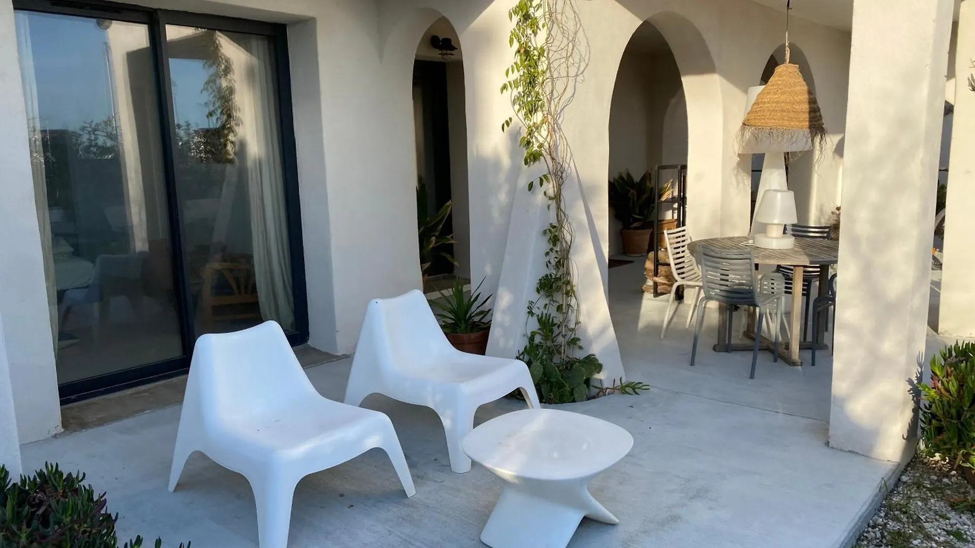 Sur Le Port Des Saintes Apartment 0*, Saintes-Maries-de-la-Mer France
