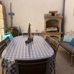  Ferienhaus Maison Au Bord De